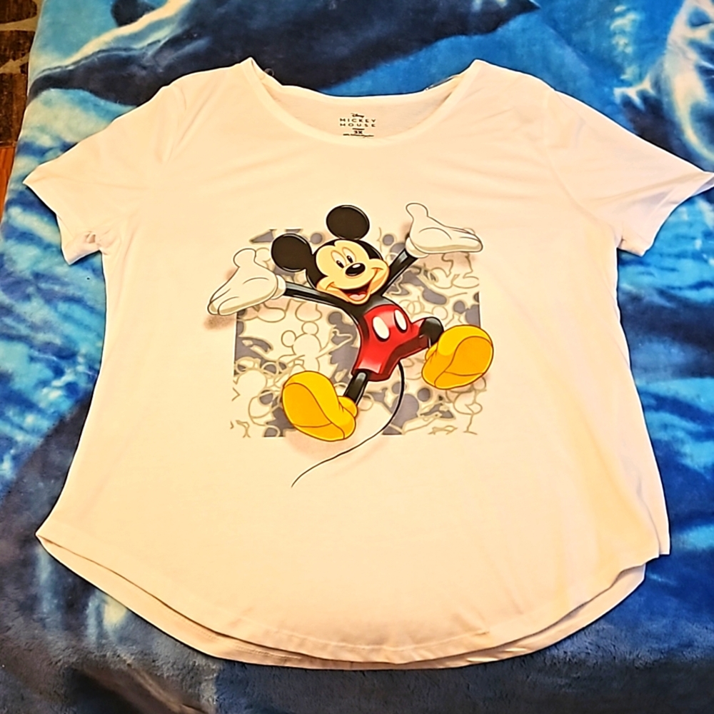 Disney Mickey Mouse Women's XL Scoop Neck New with Tag Shirt